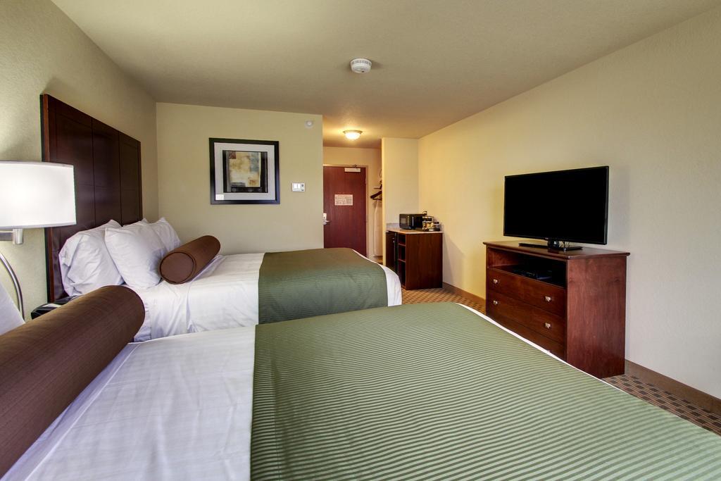 Cobblestone Hotel & Suites Pulaski/Green Bay Esterno foto