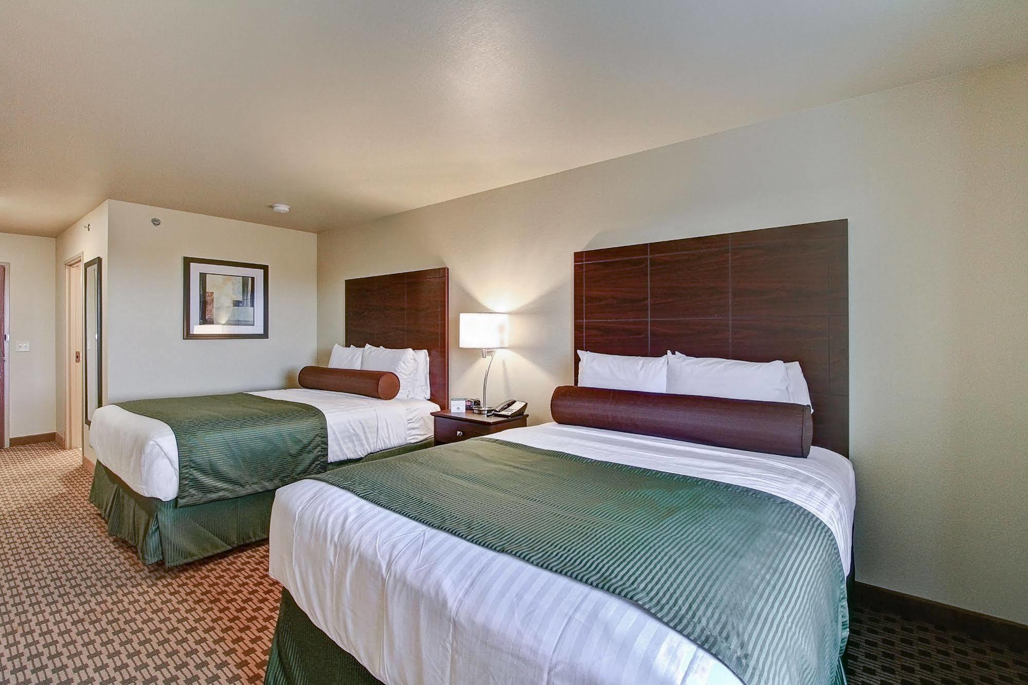 Cobblestone Hotel & Suites Pulaski/Green Bay Esterno foto
