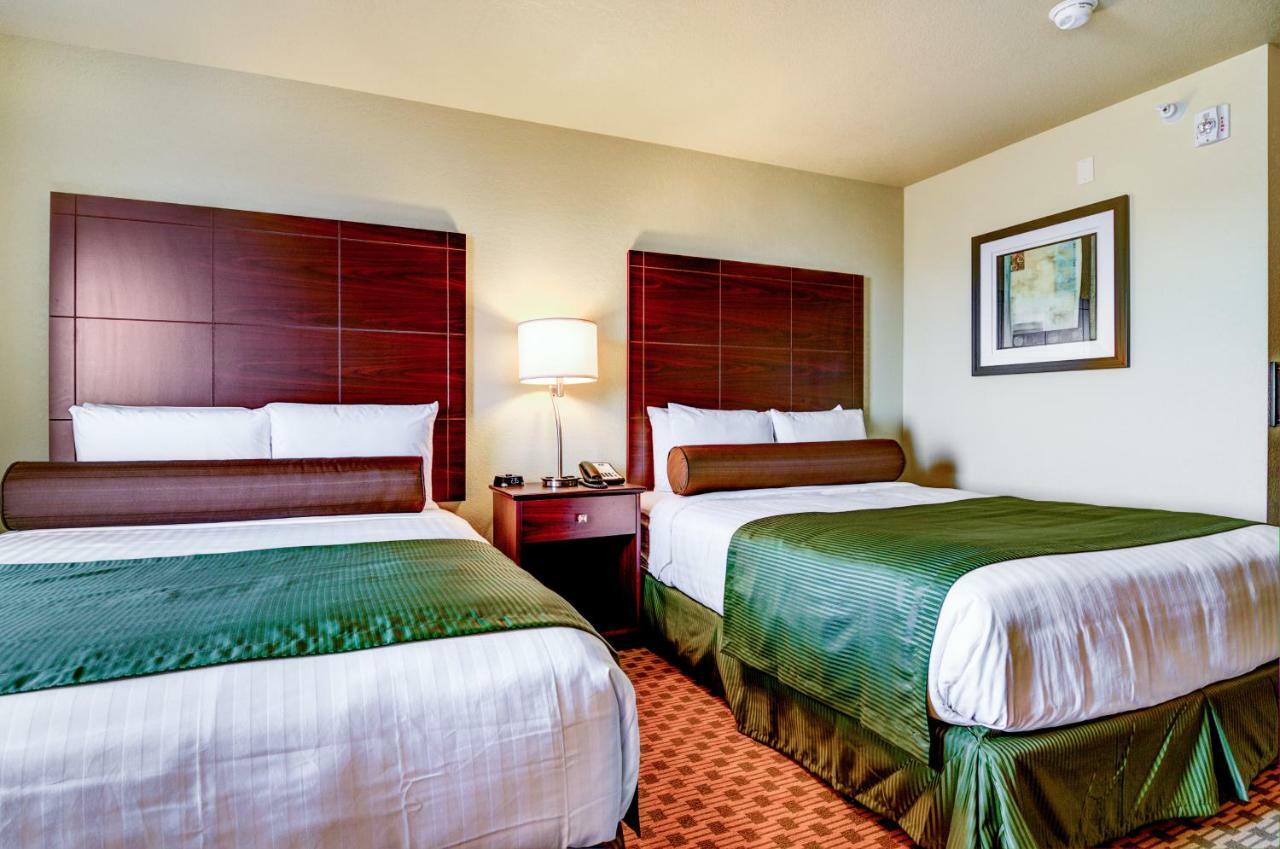 Cobblestone Hotel & Suites Pulaski/Green Bay Esterno foto